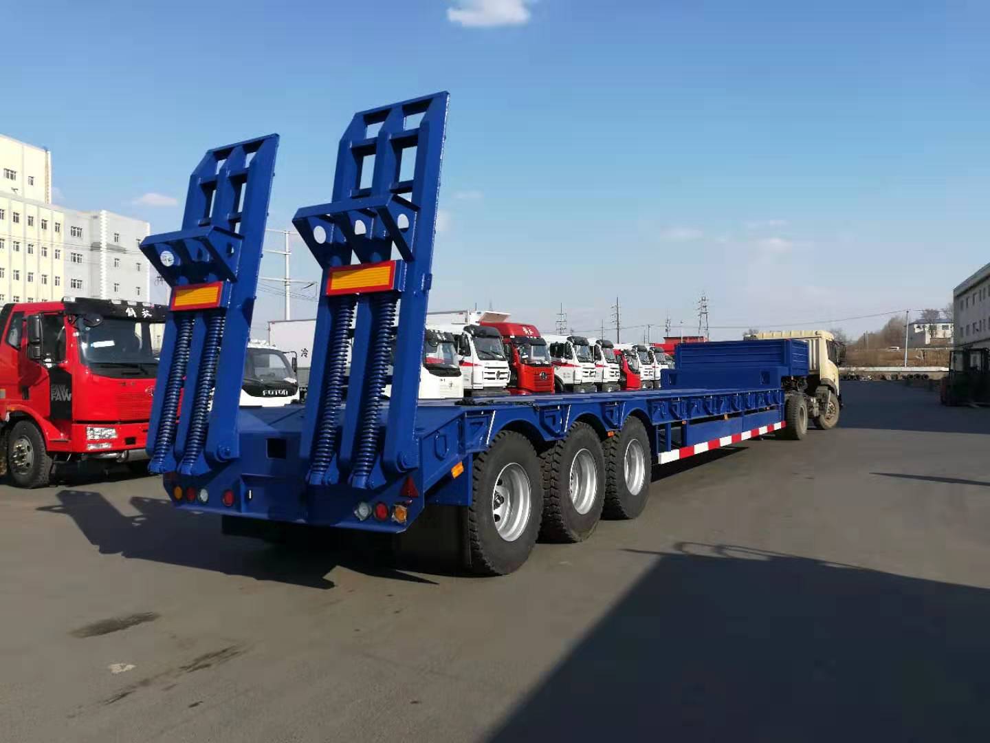 多功能半掛車 (3).jpg